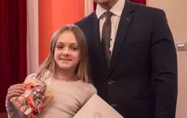 8