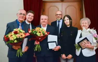 185db4c4-a44e-4e72-8654-f4b7682bc629